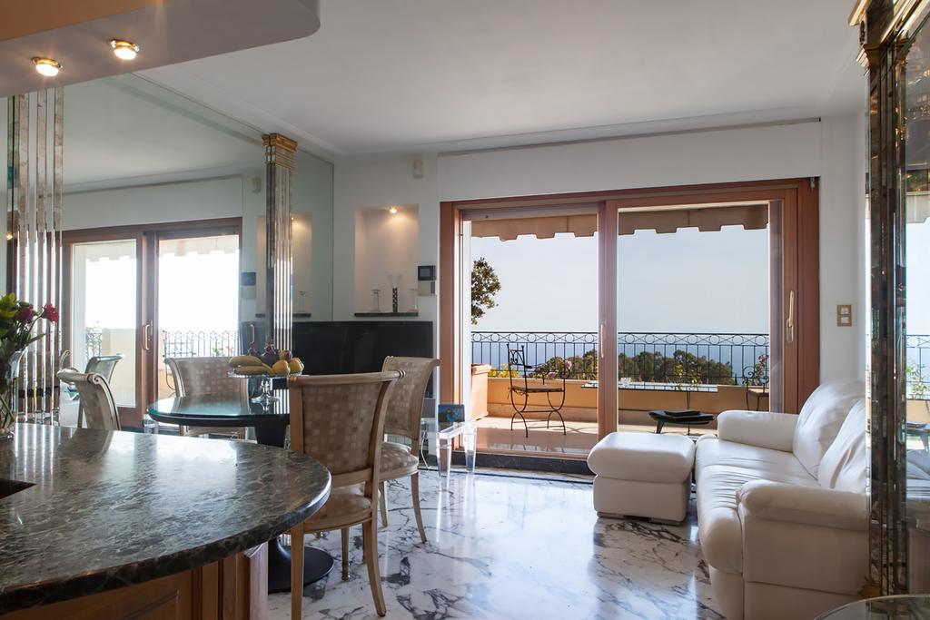 Sunny Panoramic Balcony Apartment Eze Exterior photo